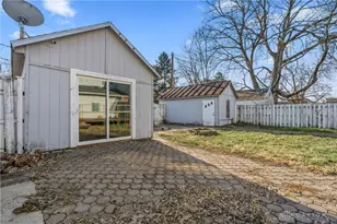 542 E Pearl St, Miamisburg, OH 45342 - Photo 38