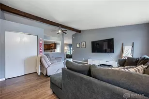 1107 King Richard Pkwy, West Carrollton, OH 45449 - Photo 4