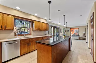 6810 Trailview Dr, Dayton, OH 45414 - Photo 18