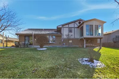 1927 Robinhood Drive, Miamisburg, OH 45342 - Photo 38