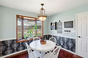 1927 Robinhood Dr, Miamisburg, OH 45342 - Photo 10