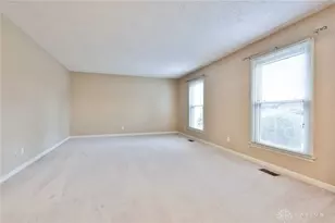 9743 Rose Arbor Dr, Dayton, OH 45458 - Photo 6