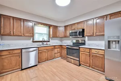 9743 Rose Arbor Drive, Dayton, OH 45458 - Photo 18