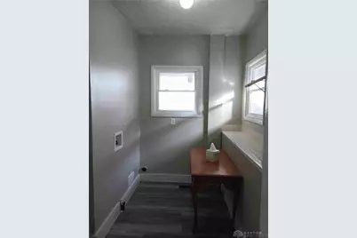 140 S Terry Street, Dayton, OH 45403 - Photo 6