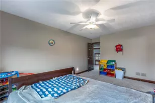 1478 Country Wood Dr, Dayton, OH 45440 - Photo 38