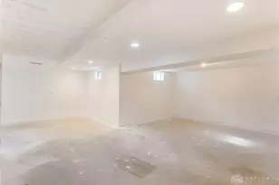 3589 Queen Victoria Ct, Beavercreek, OH 45431 - Photo 34