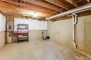 3589 Queen Victoria Ct, Beavercreek, OH 45431 - Photo 36