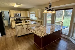 398 Wyndham Dr, Maineville, OH 45039 - Photo 4