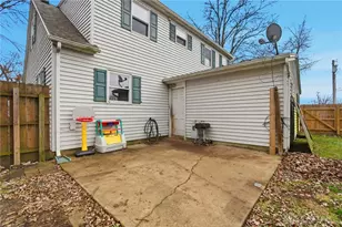 336 N Wolf Creek St, Brookville, OH 45309 - Photo 28