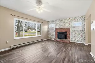 336 N Wolf Creek St, Brookville, OH 45309 - Photo 4