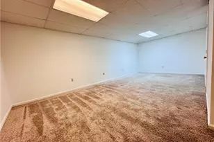 2181 Chapel Dr, Fairborn, OH 45324 - Photo 18