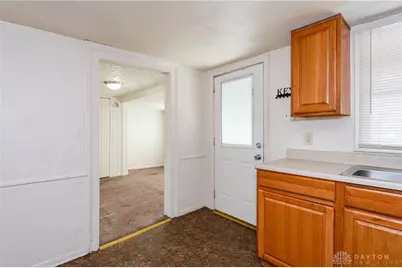 323 E Church Street, Xenia, OH 45385 - Photo 10