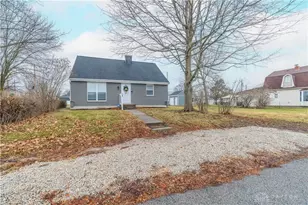 530 Gray St, Piqua, OH 45356 - Photo 2