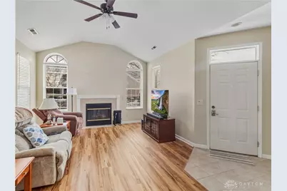 4645 Cobblestone Drive, Tipp City, OH 45371 - Photo 6