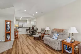 4645 Cobblestone Dr, Tipp City, OH 45371 - Photo 10