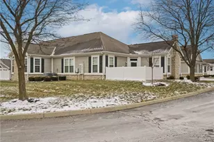 4645 Cobblestone Dr, Tipp City, OH 45371 - Photo 1