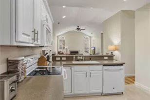 4645 Cobblestone Dr, Tipp City, OH 45371 - Photo 12