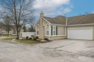 4645 Cobblestone Dr, Tipp City, OH 45371 - Photo 2