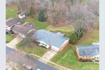 825 Hawthorne Drive, Tipp City, OH 45371 - Photo 30