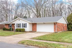 825 Hawthorne Dr, Tipp City, OH 45371 - Photo 4