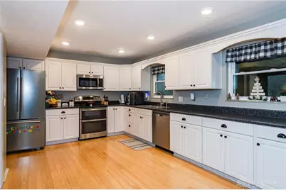 825 Hawthorne Drive, Tipp City, OH 45371 - Photo 10