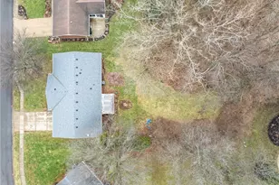 825 Hawthorne Dr, Tipp City, OH 45371 - Photo 32