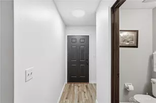 7816 Betsy Ross Cir, Dayton, OH 45459 - Photo 6