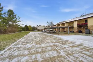 7816 Betsy Ross Cir, Dayton, OH 45459 - Photo 28