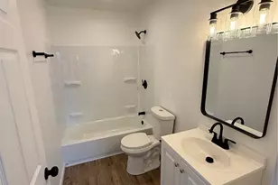 619 Willow St, Dayton, OH 45404 - Photo 2