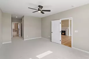403 Bandon Dunes Ct, Turtlecreek Twp, OH 45036 - Photo 14