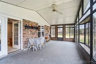 2327 Hunterglen Ct, Dayton, OH 45459 - Photo 24