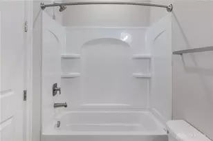 2020 Cedar Lake Dr, Huber Heights, OH 45424 - Photo 26