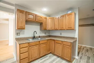 2429 Guernsey Dell Ave, Dayton, OH 45404 - Photo 10