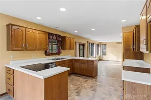 558 Clinton St, Clayton, OH 45315 - Photo 18