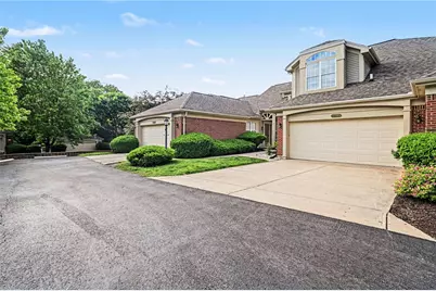 3938 Cold Stream Way, Beavercreek, OH 45430 - Photo 2
