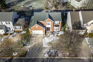 365 Crockett Dr, Miami Township, OH 45066 - Photo 2