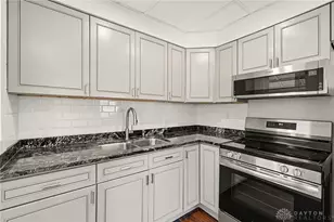 68 Gambier Cir, Cincinnati, OH 45218 - Photo 12