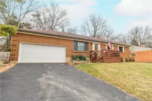 6142 Rivercliff Ln, Dayton, OH 45449 - Photo 2