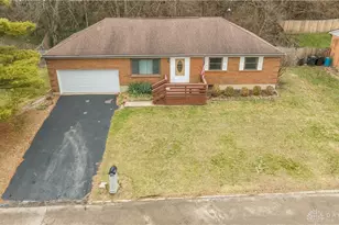 6142 Rivercliff Ln, Dayton, OH 45449 - Photo 4