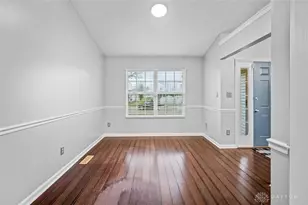 2475 Byers Ridge Dr, Miamisburg, OH 45342 - Photo 8