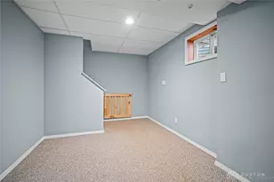 2475 Byers Ridge Dr, Miamisburg, OH 45342 - Photo 18