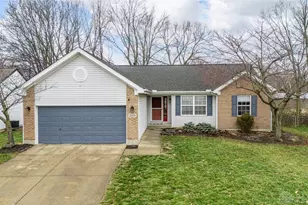 2475 Byers Ridge Dr, Miamisburg, OH 45342 - Photo 2