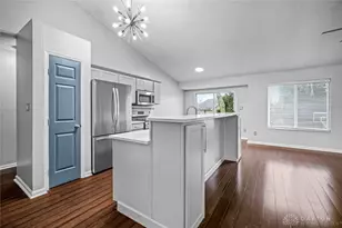 2475 Byers Ridge Dr, Miamisburg, OH 45342 - Photo 4