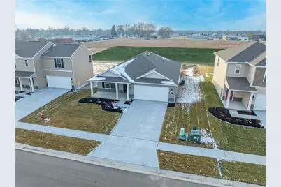 705 Brubaker Drive, New Carlisle, OH 45344 - Photo 34