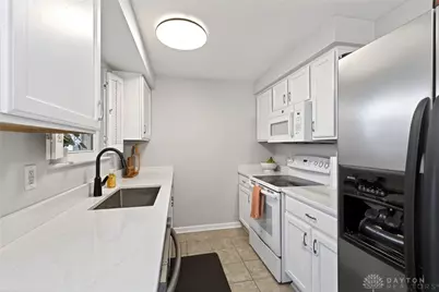 6949 Shellcross Drive, Dayton, OH 45424 - Photo 4