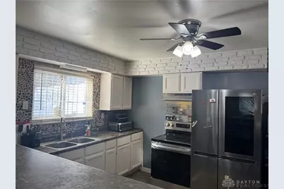 5510 W Riverview Avenue, Dayton, OH 45406 - Photo 10