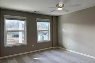 2699 Golden Leaf Dr, Beavercreek, OH 45431 - Photo 12