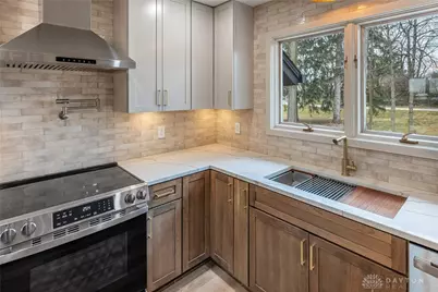 3001 Ridgeway Road, Dayton, OH 45419 - Photo 16