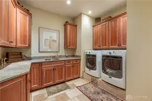590 Versailles Dr, Centerville, OH 45459 - Photo 38
