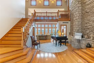 590 Versailles Dr, Centerville, OH 45459 - Photo 10